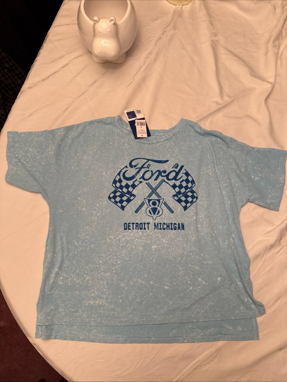 Ford Detroit Michigan Blue Women’s T-Shirt size large